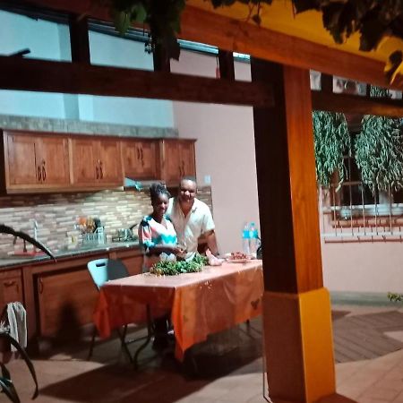 אנטסירבה Chambre D'Hote Villa Maritampona מראה חיצוני תמונה